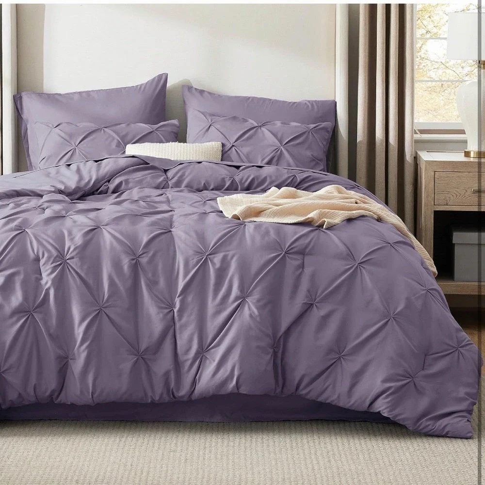 Bedsure Full Size Black Comforter Set 7-Pc Bed in a Bag Pinch Pleat New Sealed